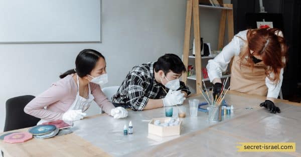 Art and Crafts Workshops