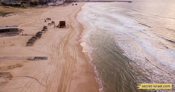 Bar Kochba Beach