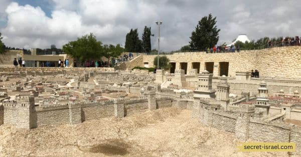 Check Out the Israel Museum