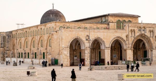 Exploring the Old City