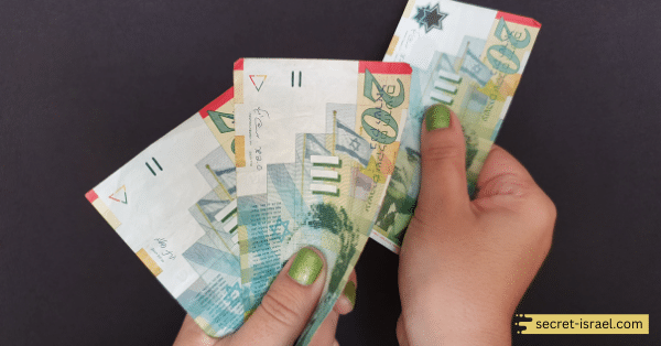 How to Read the Banknotes