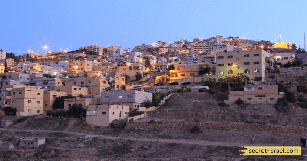 Ma'an