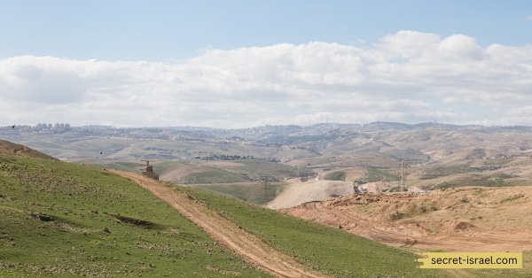 Samaria and Its Role in the Northern Kingdom's Political Landscape