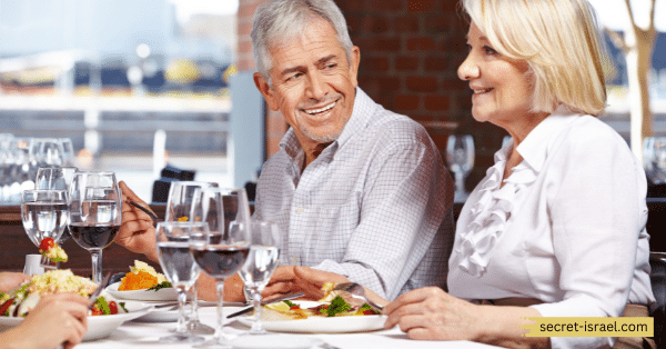 Tips for Eating Out in Israel
