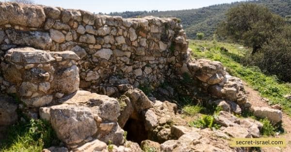 Touring Tel Ashdod National Park
