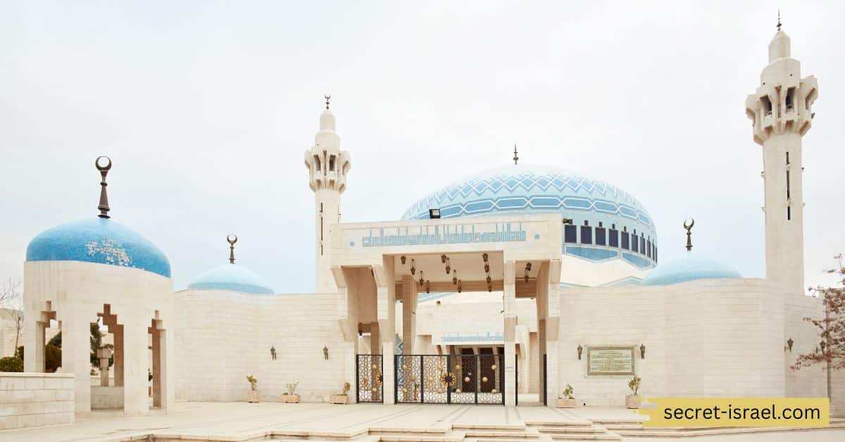 Visit the King Abdullah Mosque