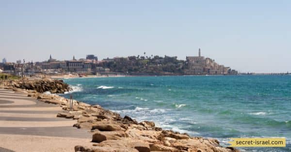 Stroll Through Jaffa and Tel Aviv’s Beaches
