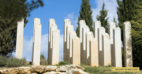 Yad Vashem's Role in Honoring the Righteous Among the Nations