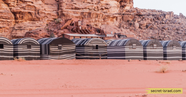Spend the night in a Bedouin camp